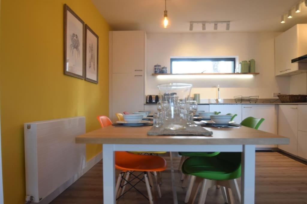 Flat 1 High Tide House, Mortehoe - Beautifully Designed Ground Floor Flat With Sea Views And Garden Exterior foto